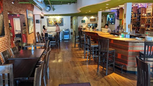 Old Port Noodle House