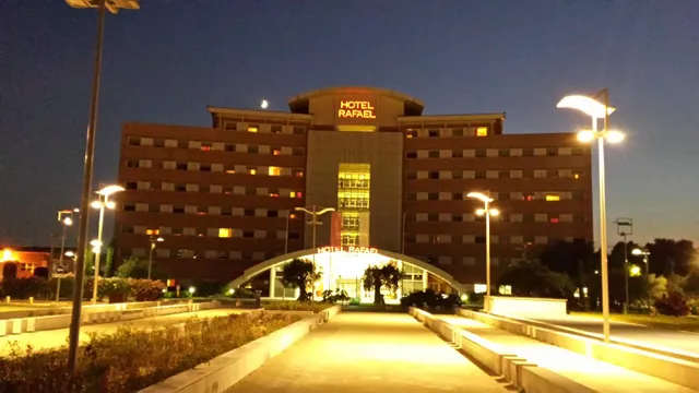 Hotel Rafael
