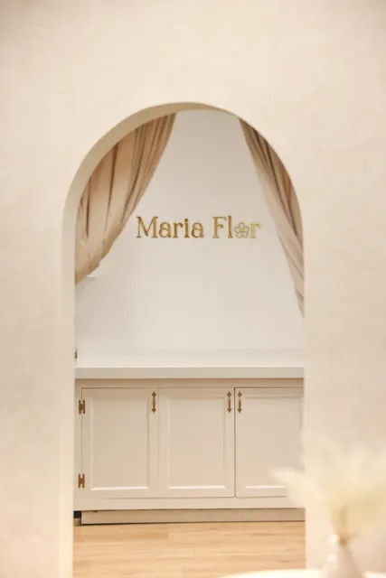 Maria Flor Boutique us
