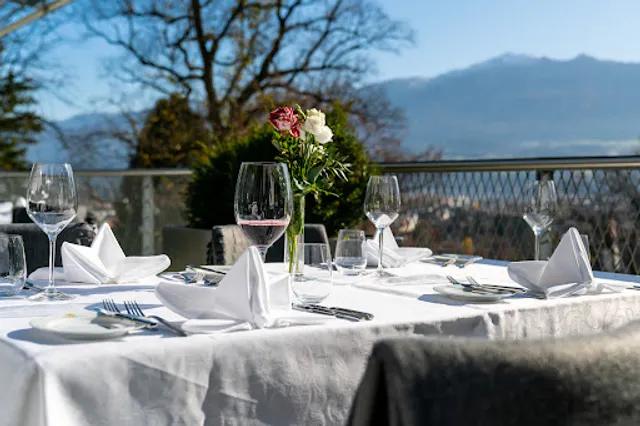 Villa Blanka Restaurant