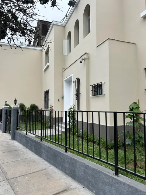 Lima Atelier Bed And Breakfast