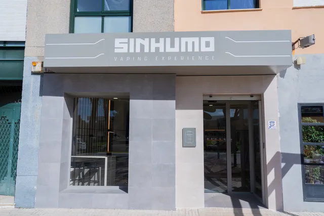 Vape Shop Sevilla Este | Sinhumo in Seville, Spain - reviews,open  hours,photo spots, things to do