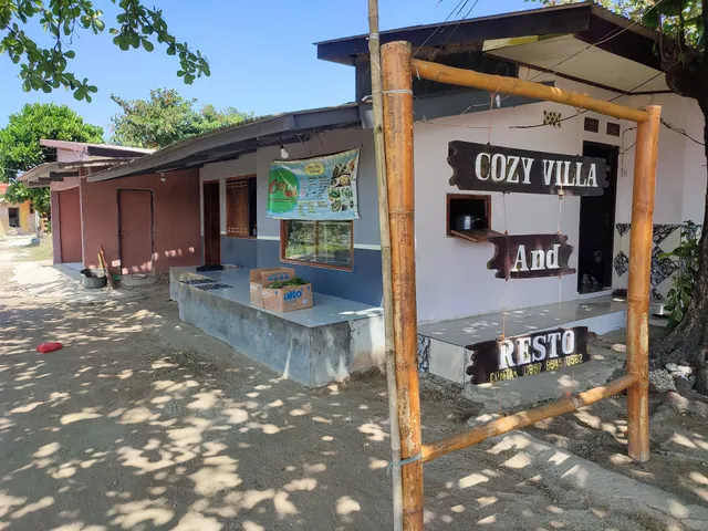 Cozy Villa and Resto