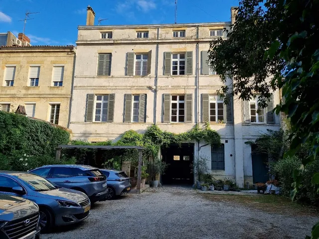 Maison M on the Dordogne