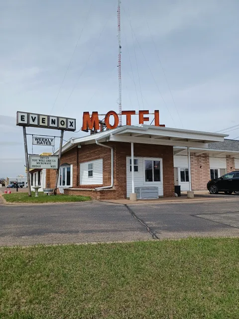 Evenox Motel, LLC