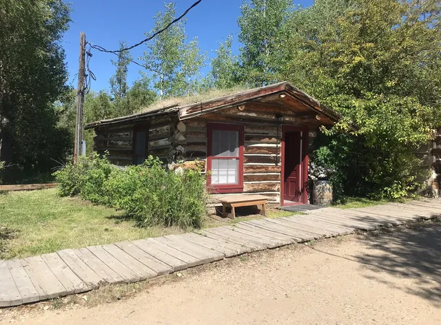 Nevada City Hotel & Cabins