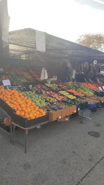 La Elipa Farmers Market
