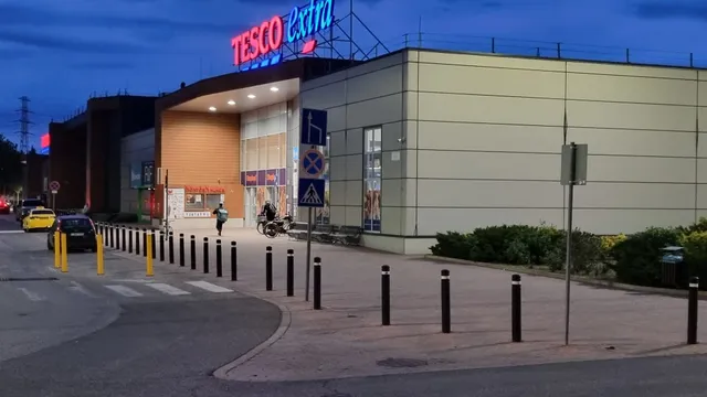 Tesco Hipermarket Budapest Váci út
