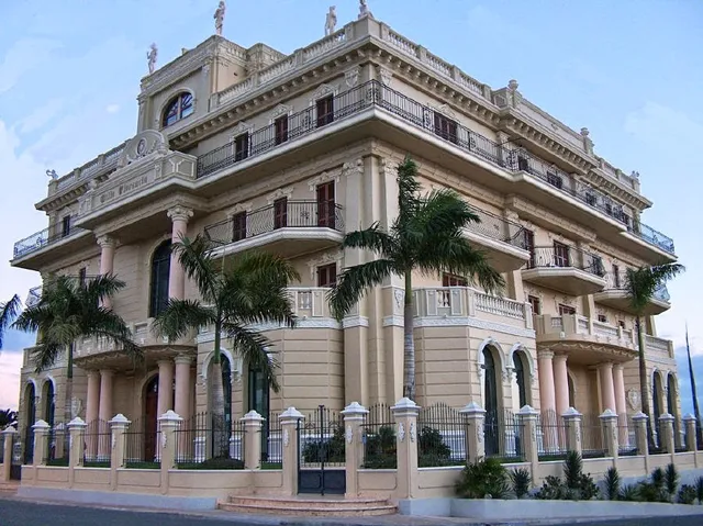 Villa Florencia Apartments