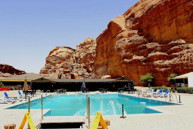 Rum Oasis Luxury camp