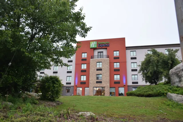 Holiday Inn Express Boston - Saugus by IHG