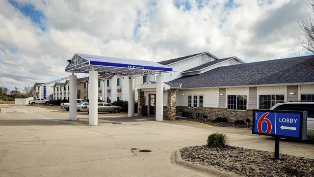Motel 6 Stuart, IA
