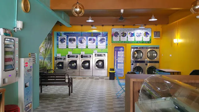 Fluff N Fold: A Laundry Cafe - Dobi Kafe