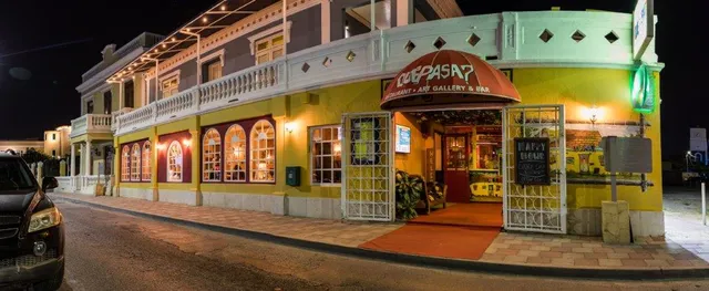 Qué Pasa Restaurant & Winebar