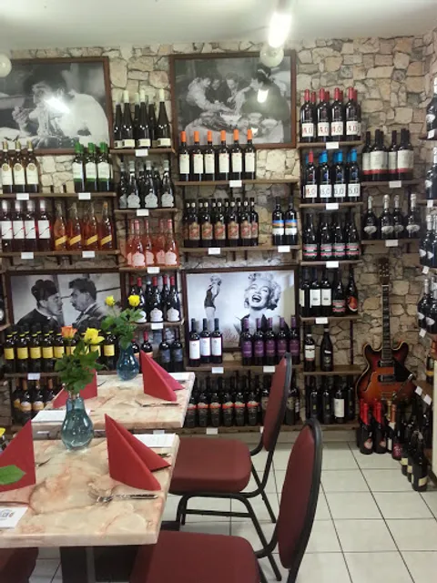 La Bottega Italiana, Feinkost, Restaurant