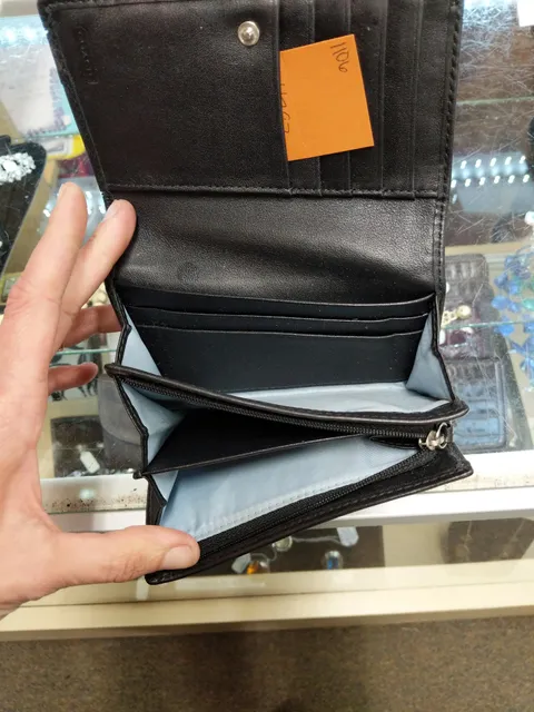 Elite Repeats & Boutique