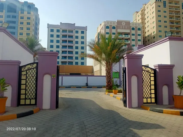 Oasis Hotel Apartments