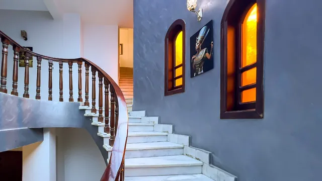 pyramids sunlight hotel