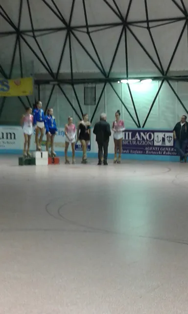 Pattinodromo Coperto B. Metti