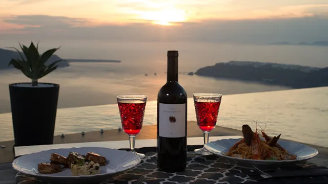 Le Moustache Caldera Pool Lounge & Restaurant