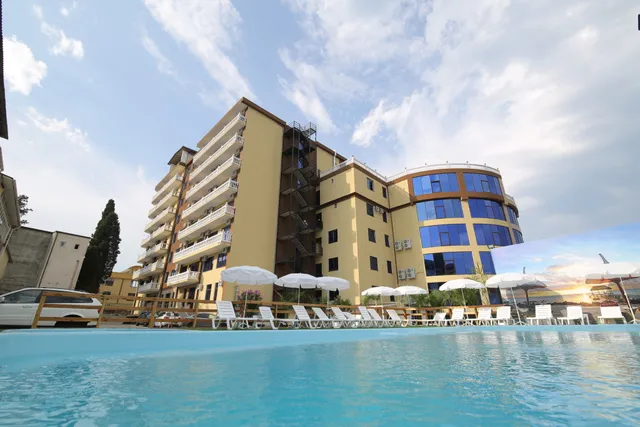 LOK Gornyy vozdukh Atola