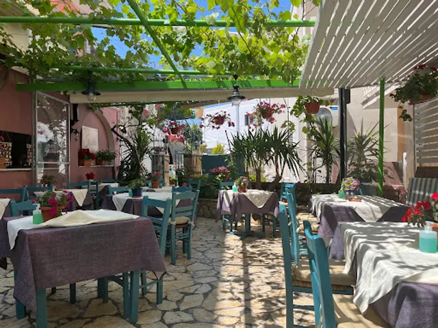 Kostas Traditional taverna