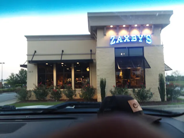 Zaxbys Chicken Fingers & Buffalo Wings