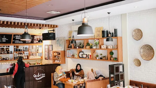 Quattro Café