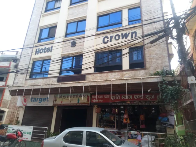 Hotel Crown