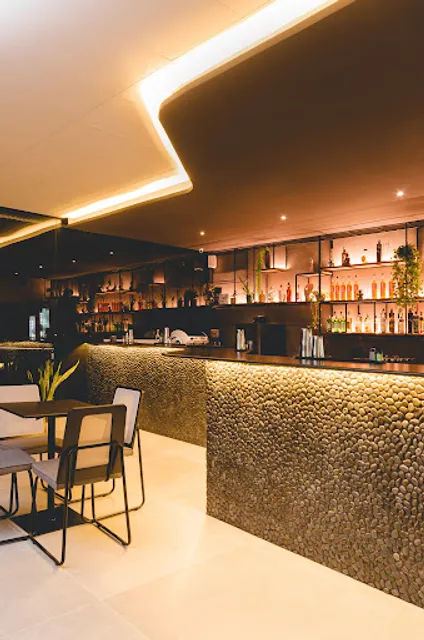 Levú Drinks & Café