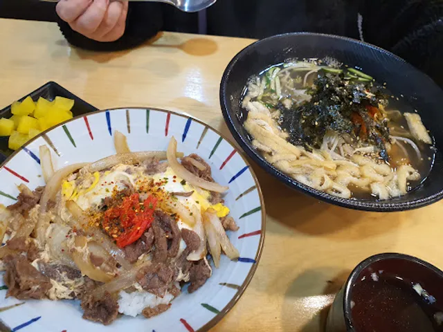 국수나무 울산무거옥현점