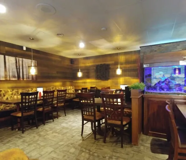 Jonesy's Restaurant + Lounge