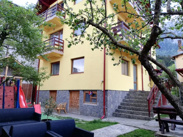 CASA D&D Busteni - Camere de inchiriat