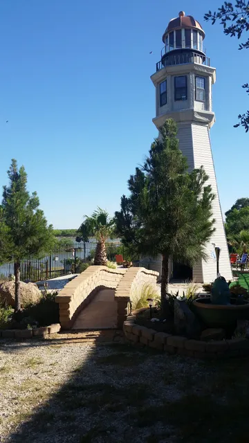 Coppertop Lighthouse B & B