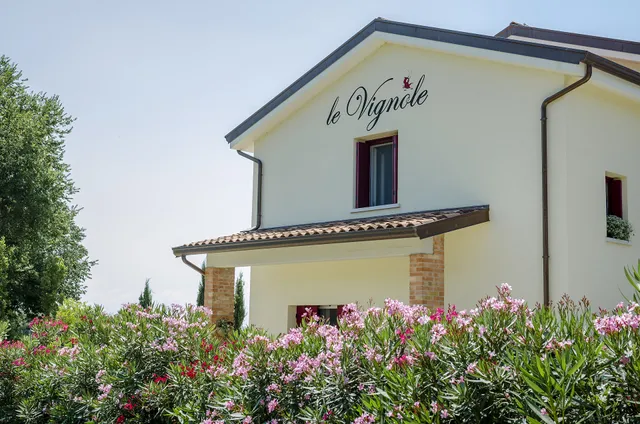 Agrituristici Lodging "Le Vignole"