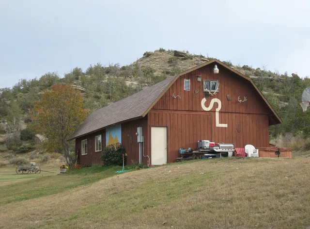 Lonesome Spur Guest Ranch