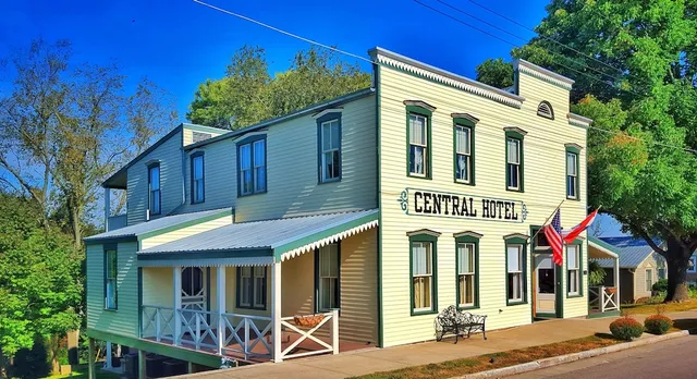 Central Hotel
