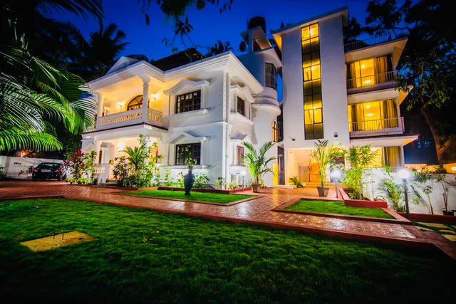 Pinnacle Holiday Homes