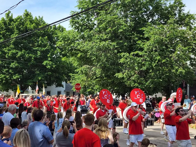 Yorkville Town Square