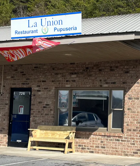 La Union Restaurant & Pupuseria