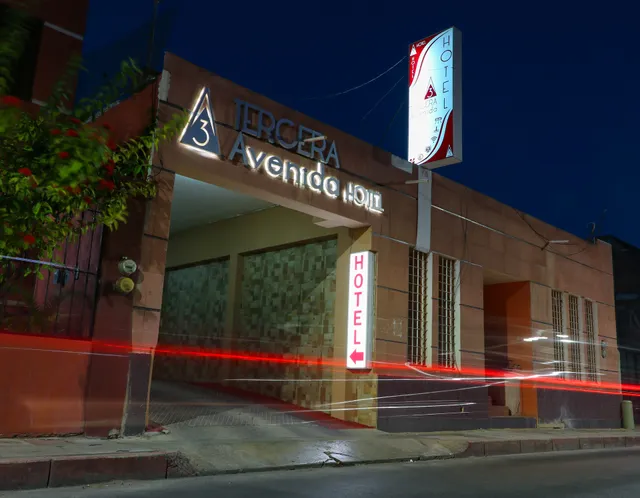 Tercera Avenida Hotel