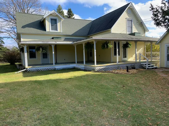 The Inn at Frog Hollow