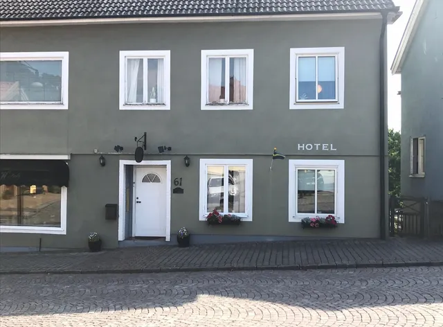 Höjdens Lågprishotell AB