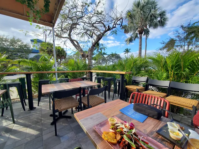 Pearl Of the Island Restaurant & Patio