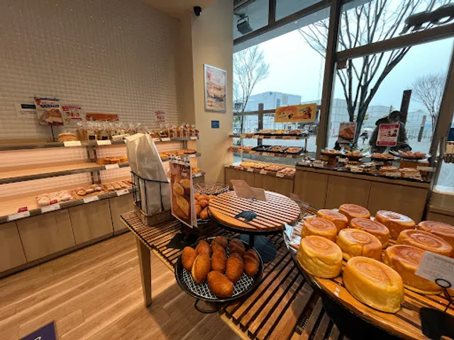 フラマンドール サウスウッド店