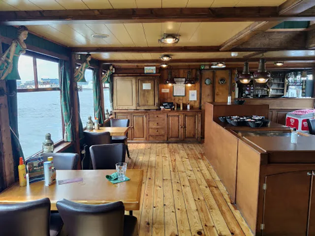 The Amsterdam Pancake Boat