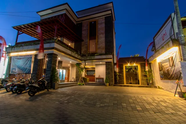 Kamini Legian Hotel