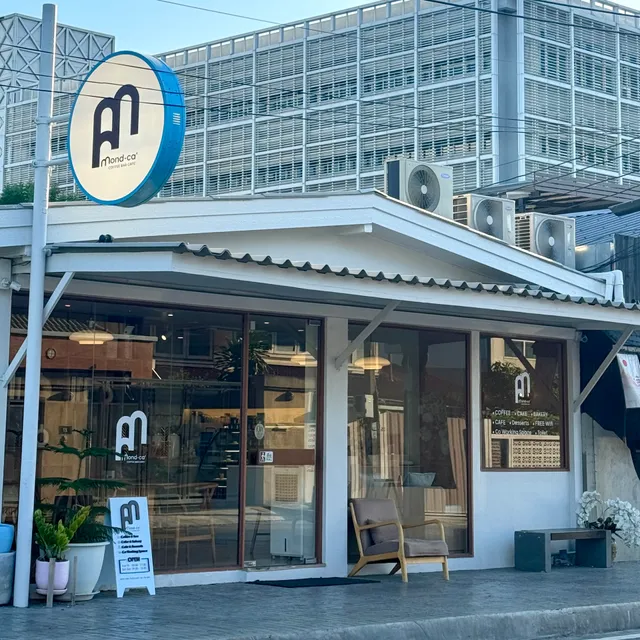 Mond-ca' Coffee bar café