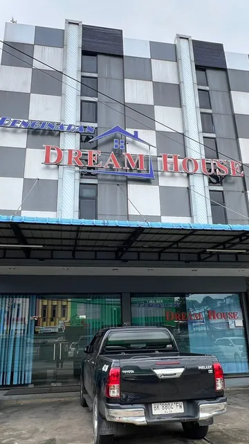 DREAM HOUSE SINTANG