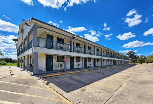 Scottish Inns & Suites Wharton,TX